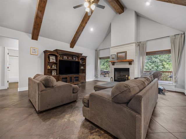5095 E Chestnut Drive, Claremore, OK 74019