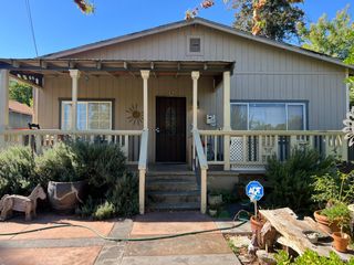 2057 Brown St, Napa, CA 94559