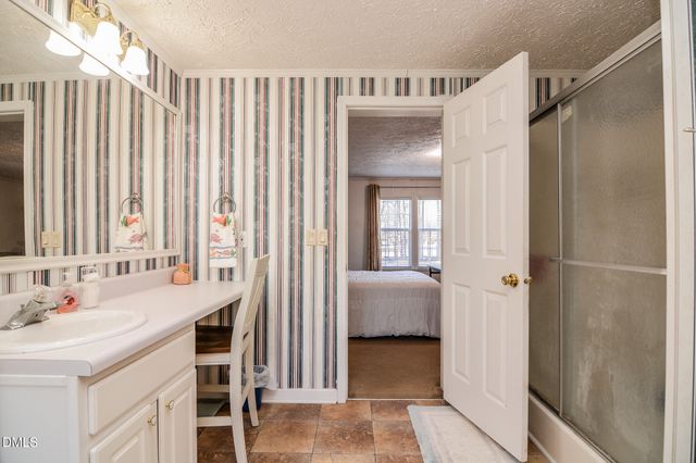 110 Brookside Lane, Four Oaks, NC 27524
