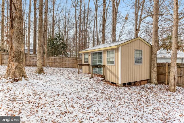 29 HILLCREST DR, Stafford, VA 22556