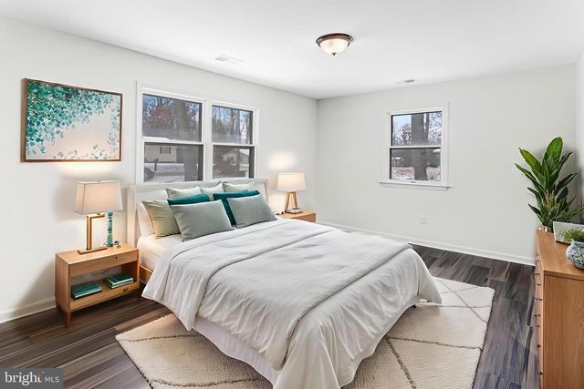 29 HILLCREST DR, Stafford, VA 22556