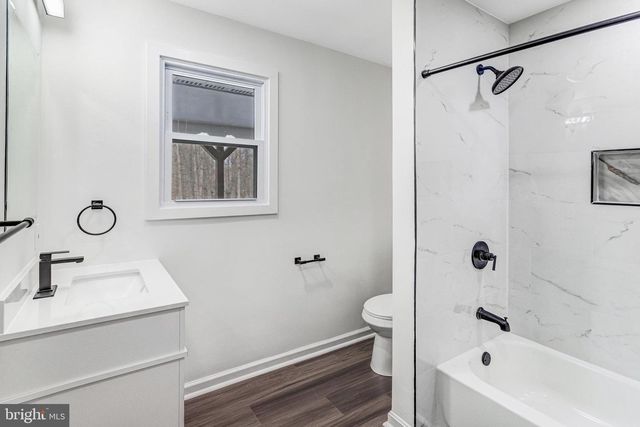 29 HILLCREST DR, Stafford, VA 22556