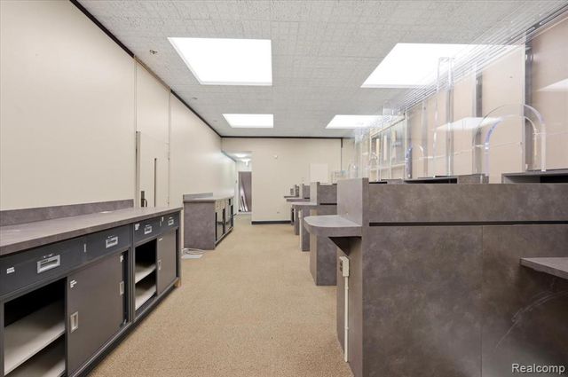 10421 Middlebelt Road, Romulus, MI 48174