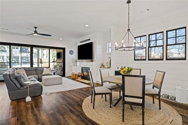 2882 Alston SE Drive, Atlanta, GA 30317