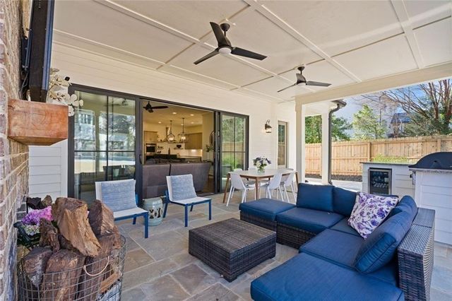 2882 Alston SE Drive, Atlanta, GA 30317