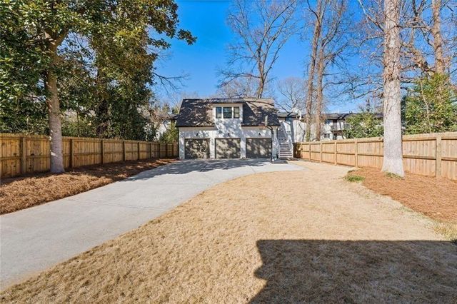 2882 Alston SE Drive, Atlanta, GA 30317