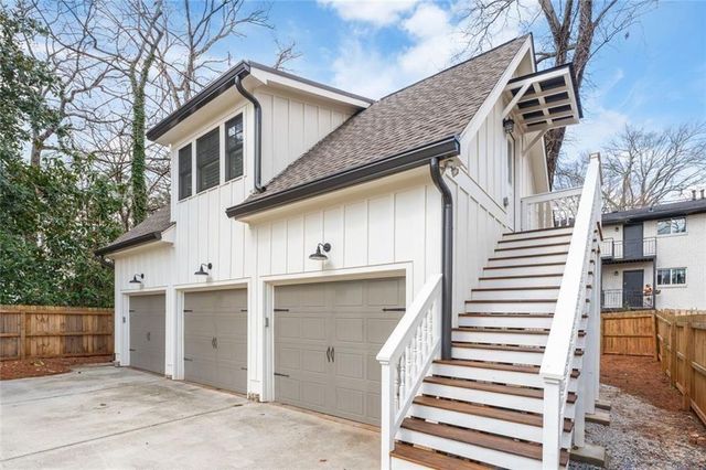 2882 Alston SE Drive, Atlanta, GA 30317