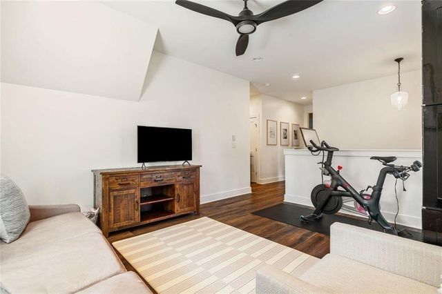 2882 Alston SE Drive, Atlanta, GA 30317