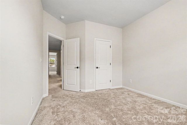 908 Kinsey Alley, Charlotte, NC 28217