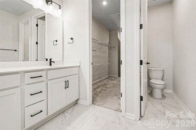 908 Kinsey Alley, Charlotte, NC 28217