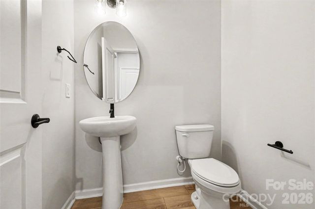 908 Kinsey Alley, Charlotte, NC 28217