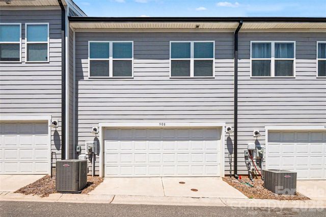 908 Kinsey Alley, Charlotte, NC 28217
