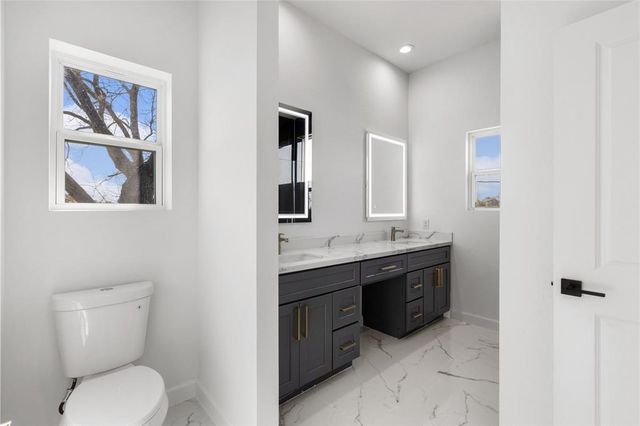 7330 Saint Lo Road B, Houston, TX 77033
