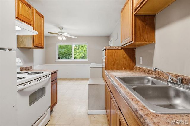 11723 Criterion Avenue, St Louis, MO 63138