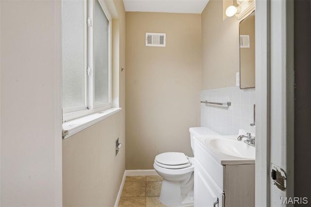 11723 Criterion Avenue, St Louis, MO 63138
