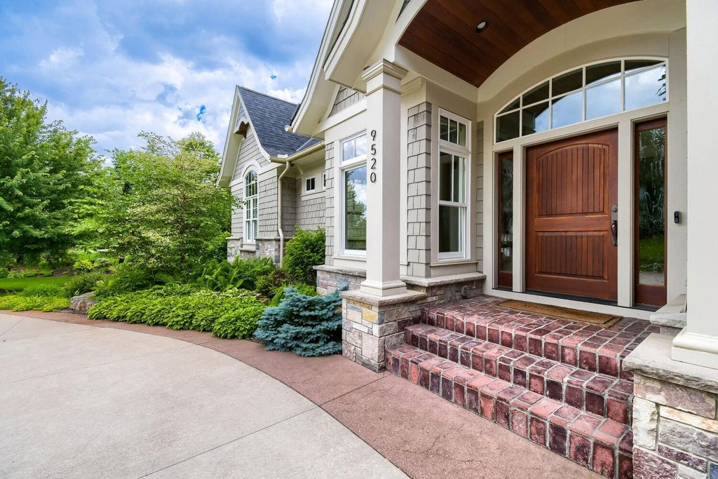 9520 Whistling Valley Trail, Lake Elmo, MN 55042 — photo 4