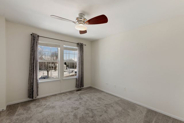 1804 Thornapple Way, Aurora, IL 60504