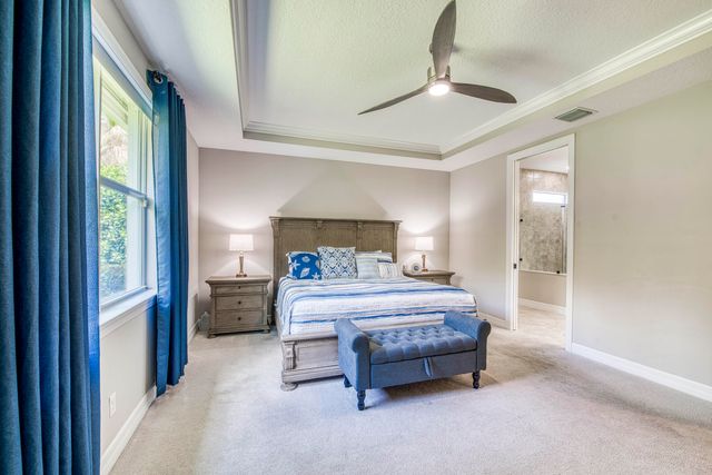 134 Shores Pointe Drive, Jupiter, FL 33458