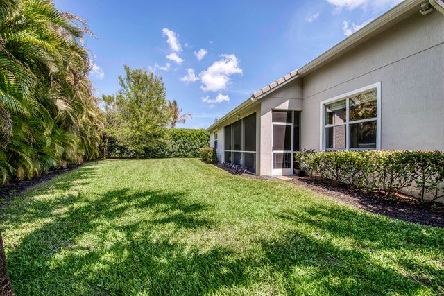 134 Shores Pointe Drive, Jupiter, FL 33458