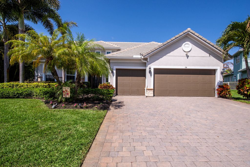134 Shores Pointe Drive, Jupiter, FL 33458