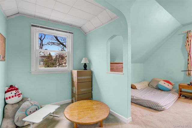 892 Bryant Avenue, New Hyde Park, NY 11040