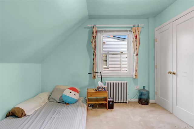 892 Bryant Avenue, New Hyde Park, NY 11040