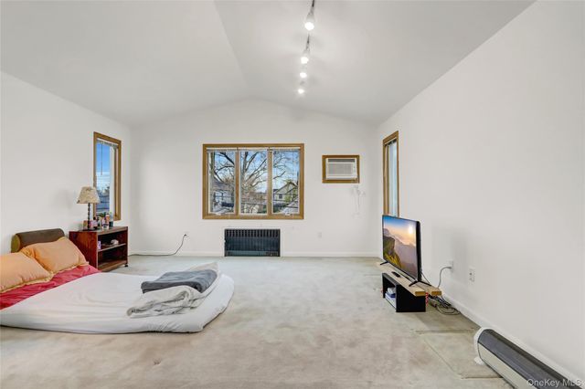 892 Bryant Avenue, New Hyde Park, NY 11040