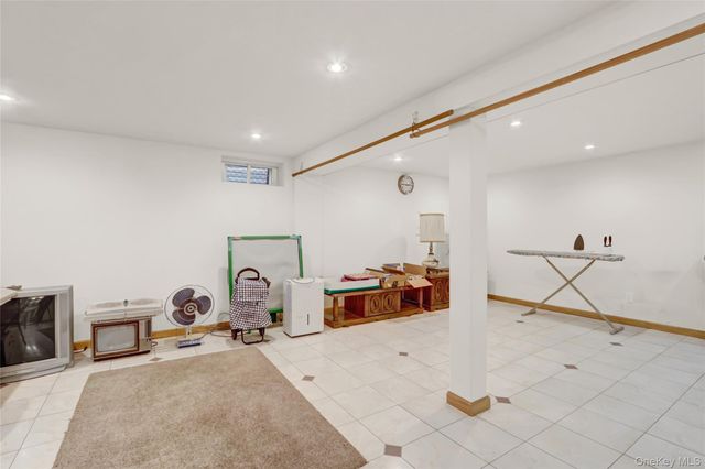 892 Bryant Avenue, New Hyde Park, NY 11040