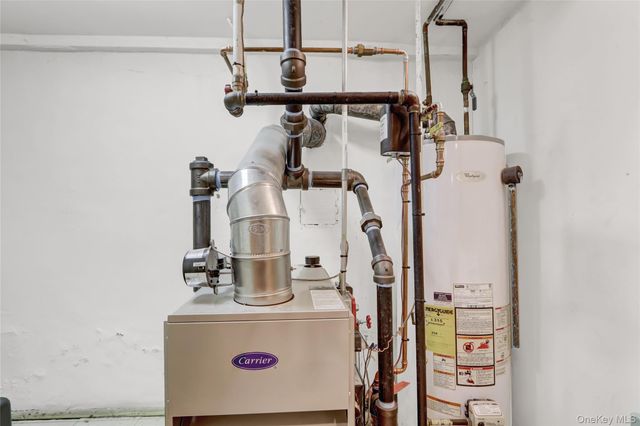 892 Bryant Avenue, New Hyde Park, NY 11040