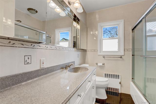 892 Bryant Avenue, New Hyde Park, NY 11040