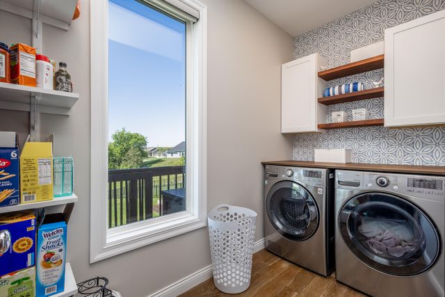 4726 STONE MOUNTAIN PKY, Columbia, MO 65201