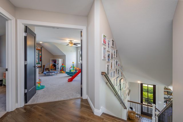 4726 STONE MOUNTAIN PKY, Columbia, MO 65201