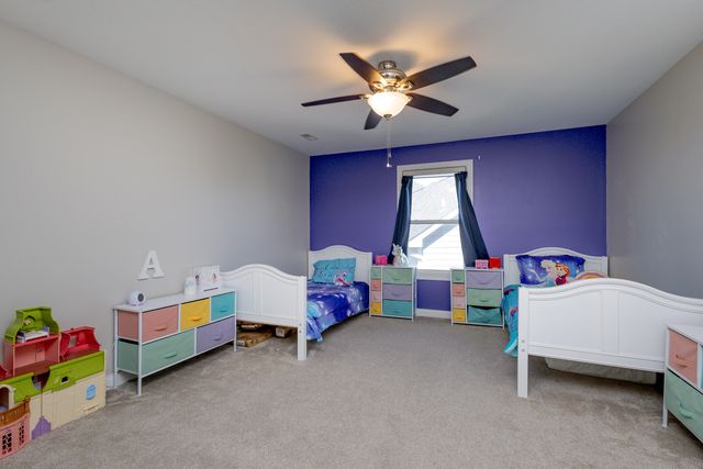 4726 STONE MOUNTAIN PKY, Columbia, MO 65201