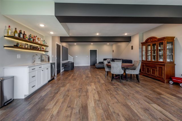 4726 STONE MOUNTAIN PKY, Columbia, MO 65201