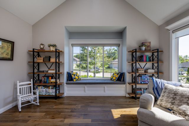 4726 STONE MOUNTAIN PKY, Columbia, MO 65201