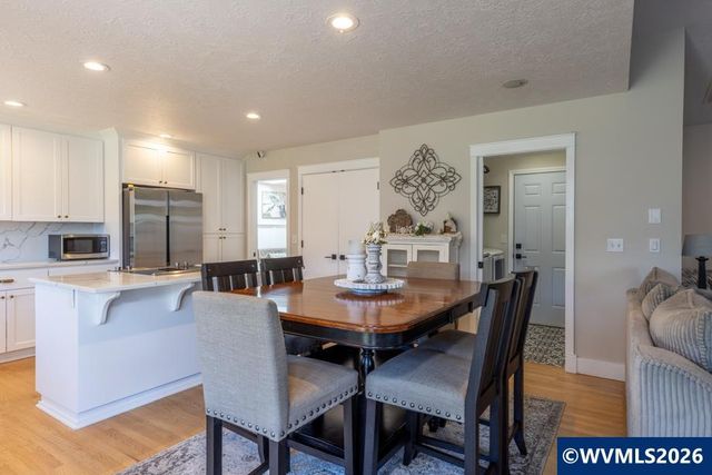 7112 Fieldview St NE, Keizer, OR 97303