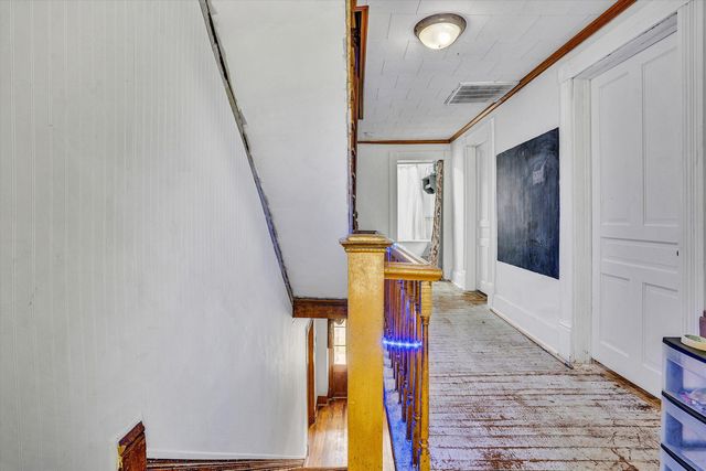 131 Indian LN, Eagle Rock, VA 24085