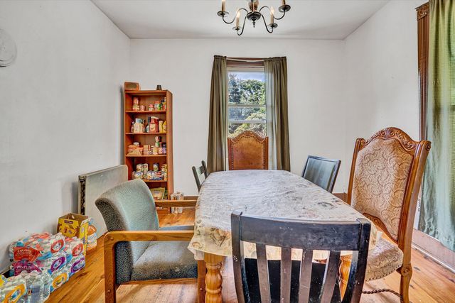 131 Indian LN, Eagle Rock, VA 24085