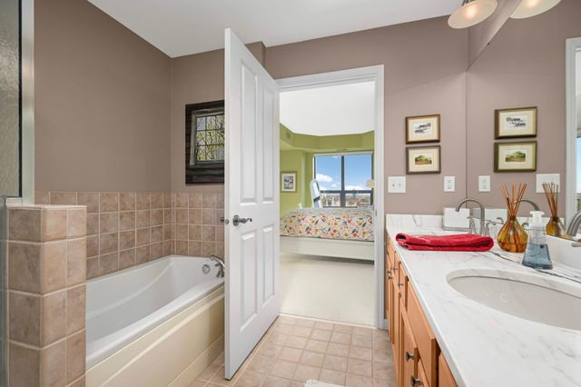 500 E Grant Street 1507, Minneapolis, MN 55404