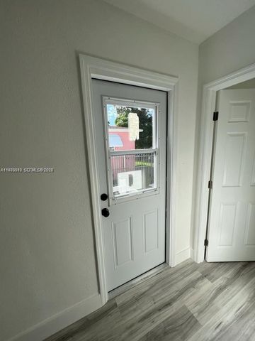 743 NW 77th Ter, Miami, FL 33150