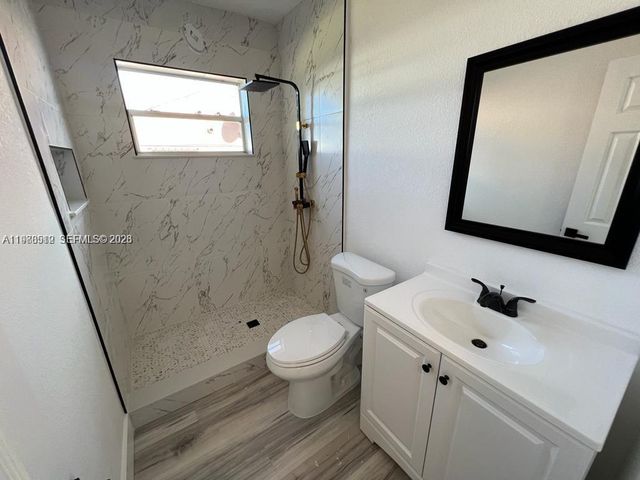 743 NW 77th Ter, Miami, FL 33150