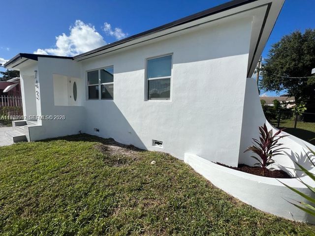 743 NW 77th Ter, Miami, FL 33150