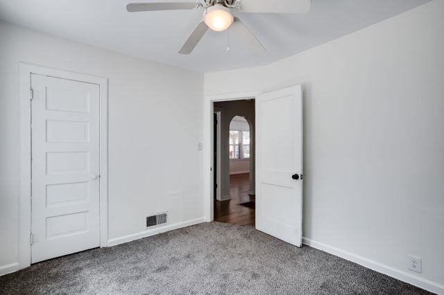 662 S Clifton Ave, Wichita, KS 67218