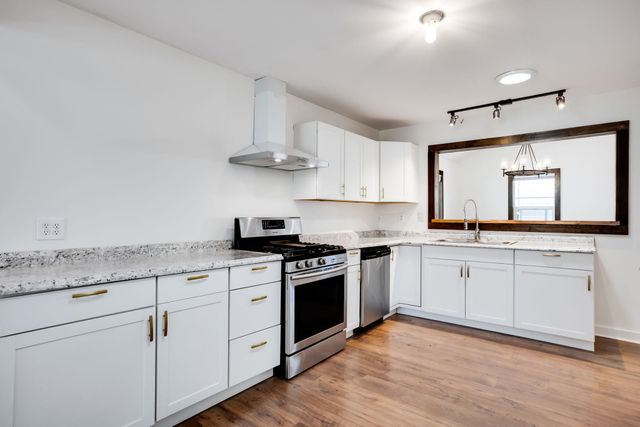 662 S Clifton Ave, Wichita, KS 67218