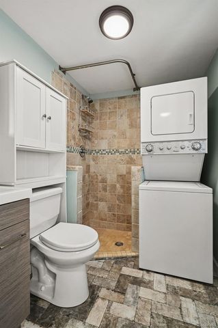 1054 Leyden Street, Denver, CO 80220
