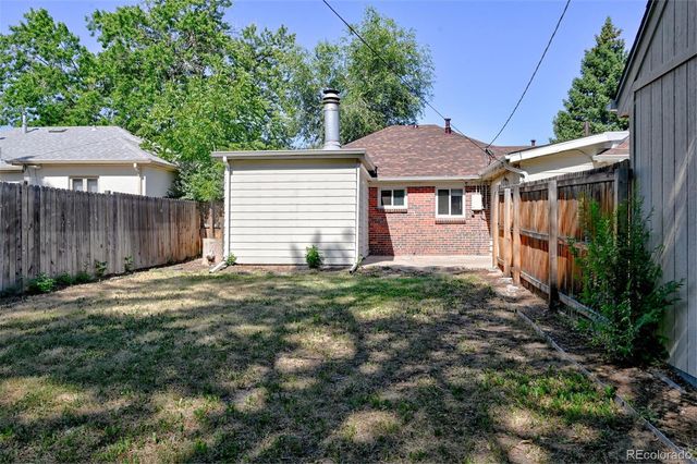 1054 Leyden Street, Denver, CO 80220