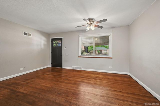 1054 Leyden Street, Denver, CO 80220