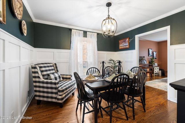 1618 Ormsby Ln, Louisville, KY 40222