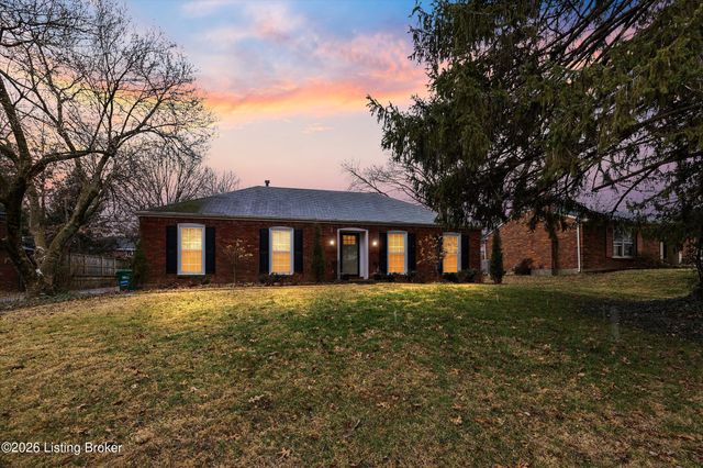 1618 Ormsby Ln, Louisville, KY 40222