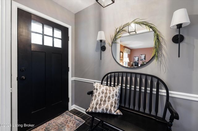 1618 Ormsby Ln, Louisville, KY 40222